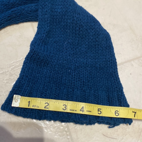 Ugg Knit Sweater, Beautiful Deep Marine Blue! Oversized, fits Sm/Med Rich Color! - Picture 8 of 12